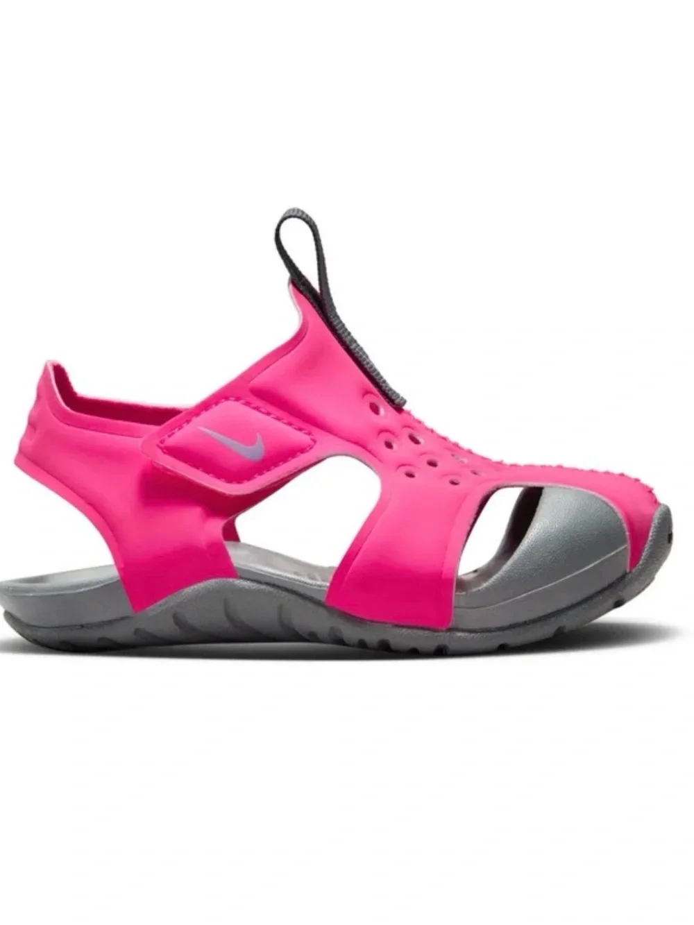 Nike sunray protect 2 in hyper pink/ fuschia size 6C